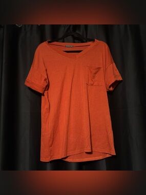🎃5 for $25🎃 MiHoll Orange V-Neck Pocket T-Shirt